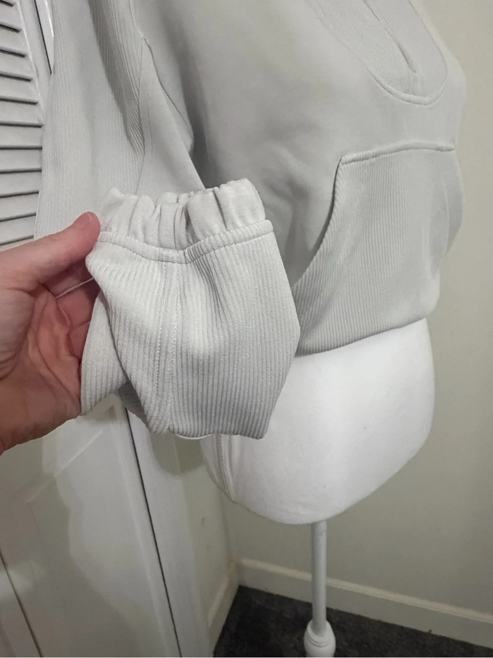 lululemon athletica euc no